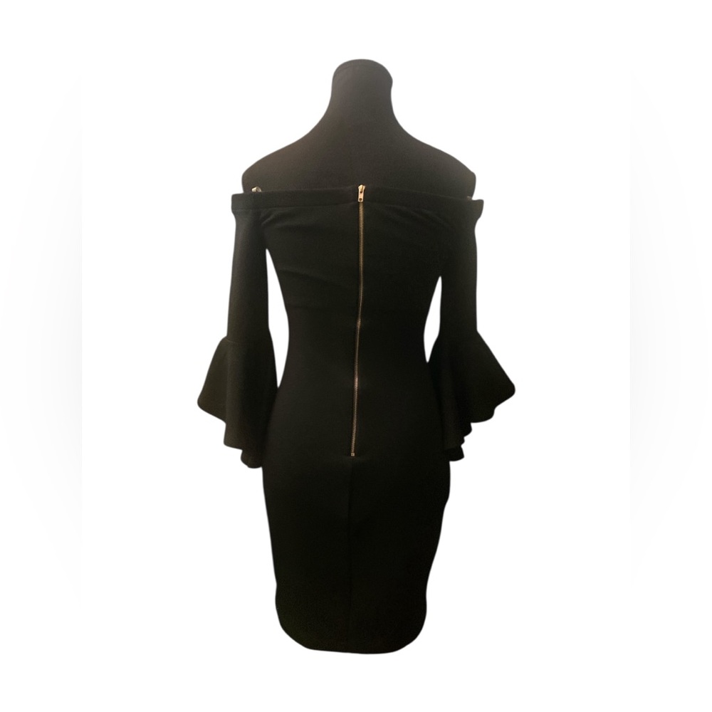 Teeze Me Elegant Black Off-Shoulder Dress GUC 3/4